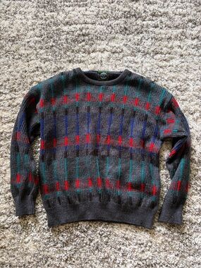 Vintage Jantzen Men's Gray Patterned Crewneck Sweater - Red, Blue, Green Accents